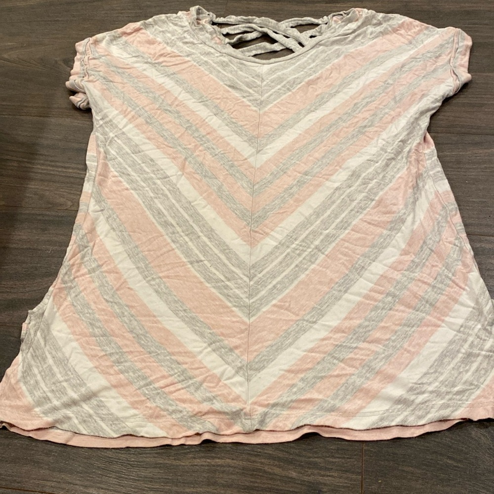 Cable & gauge pink & gray tshirt size medium GC 7:20